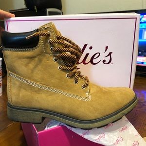 Urban Hicking Booties